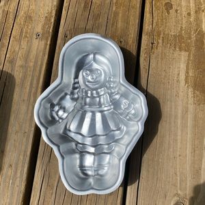 Small Wilton Doll Cakepan